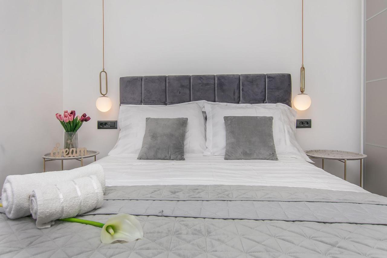 Apartments Empress Mimice Ngoại thất bức ảnh