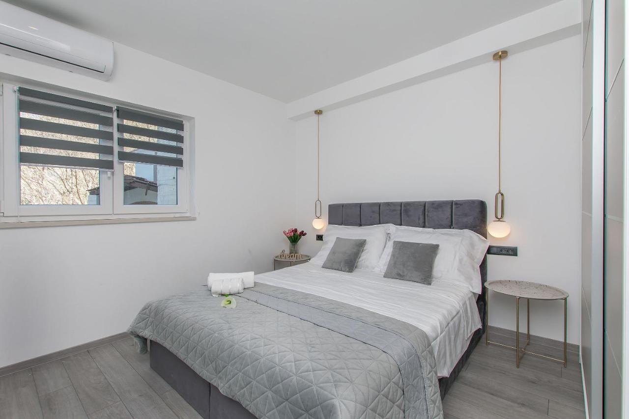 Apartments Empress Mimice Ngoại thất bức ảnh